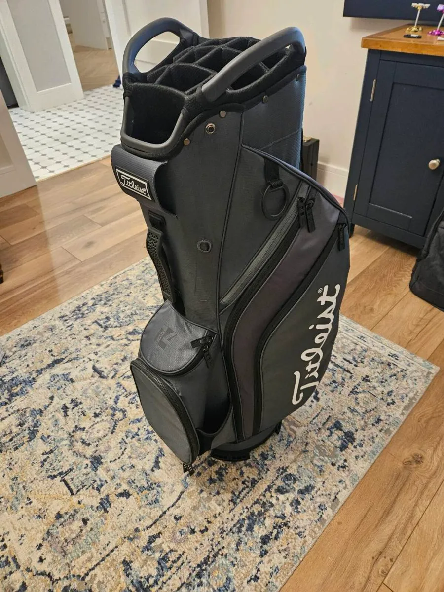 Titleist Golf Cart Bag - Image 1