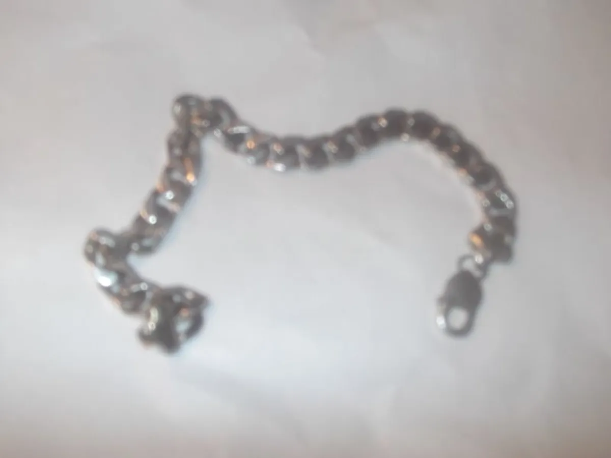 a solid silver  heavy  bracelet  stamped 925 - Image 1