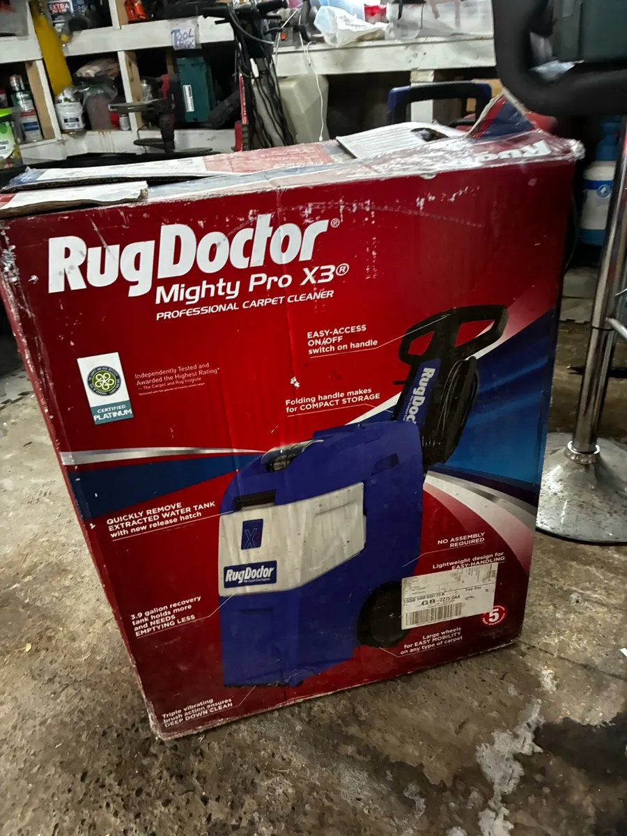 Carpet cleaner - Image 1