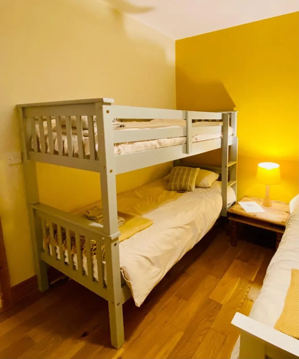 Bunk bed - Image 1