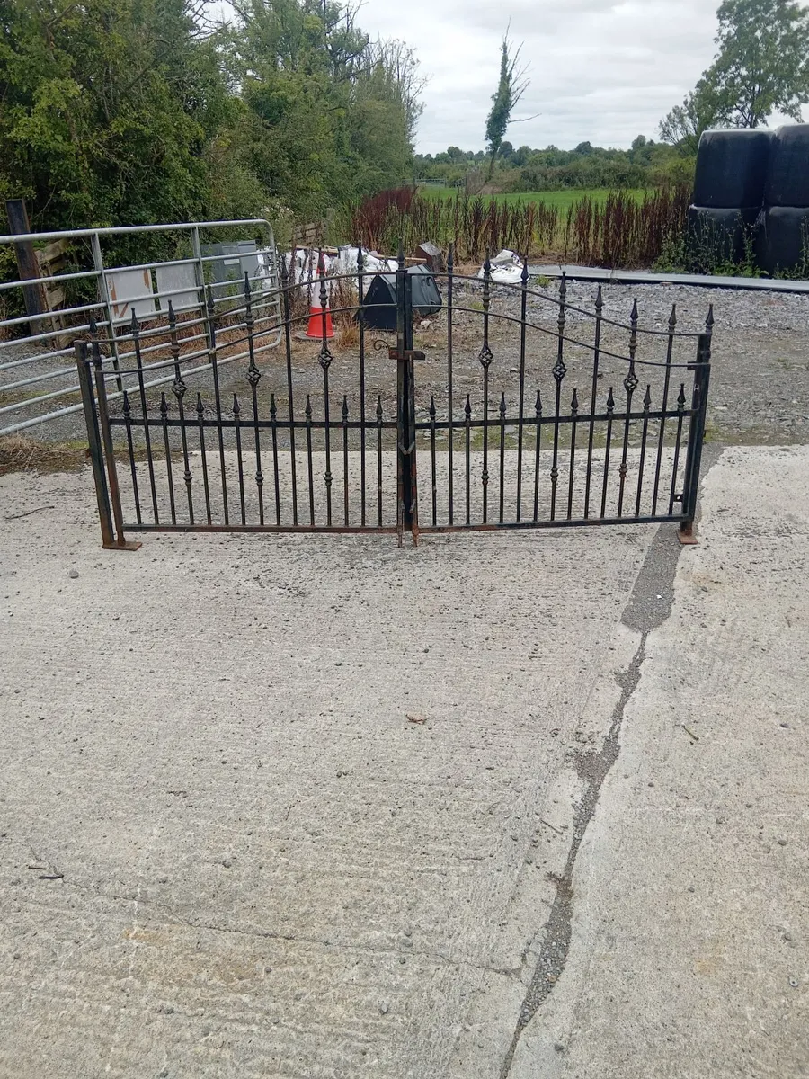 Gates - Image 4