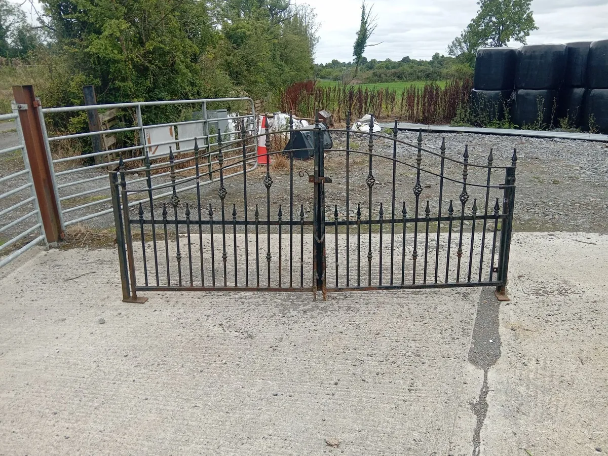 Gates - Image 3