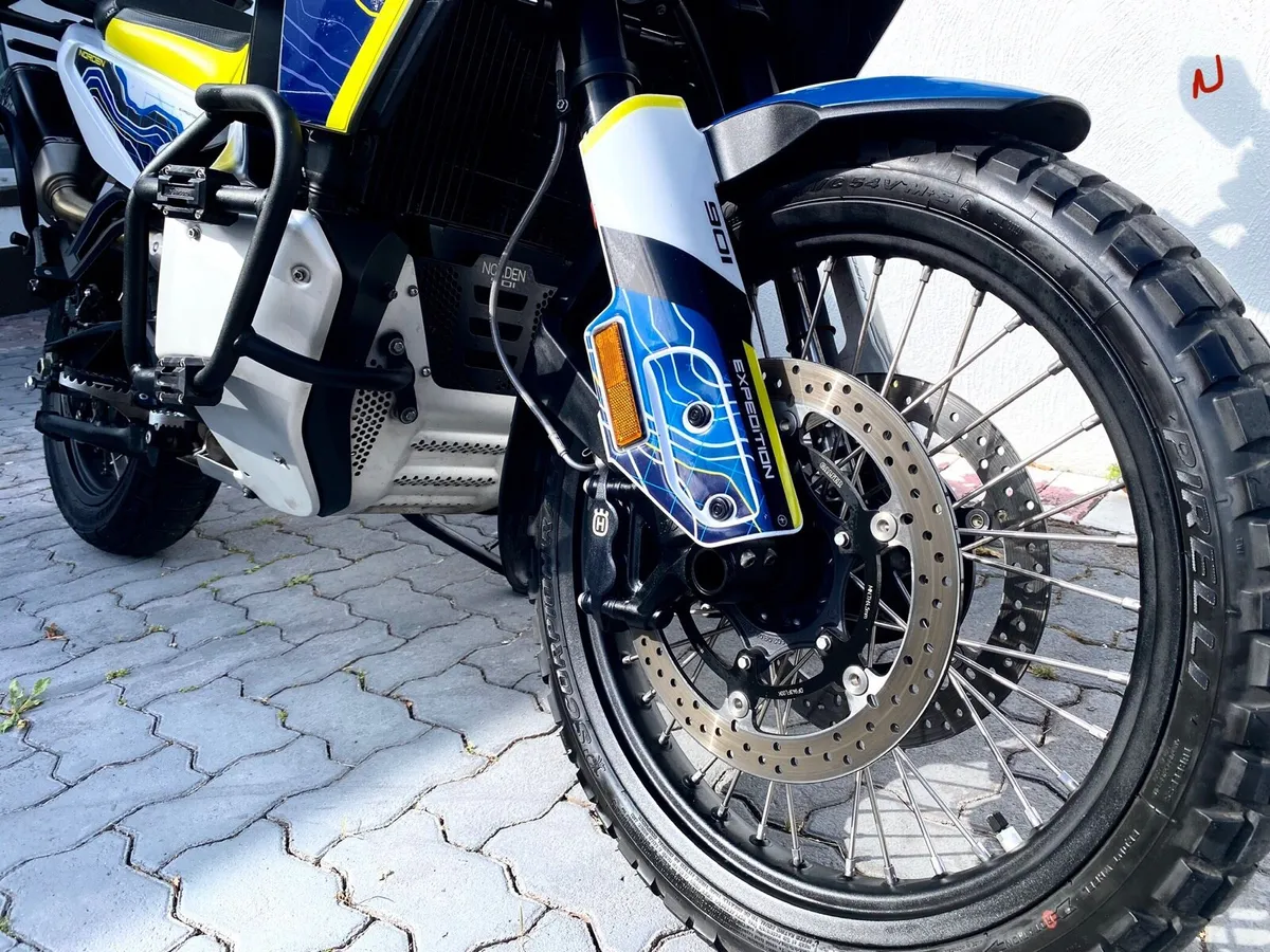 2024 Husqvarna NORDEN 901 - Image 4