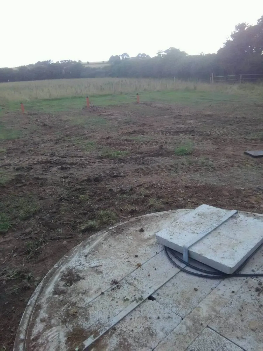 Diggers with drivers all work carried out - Image 4
