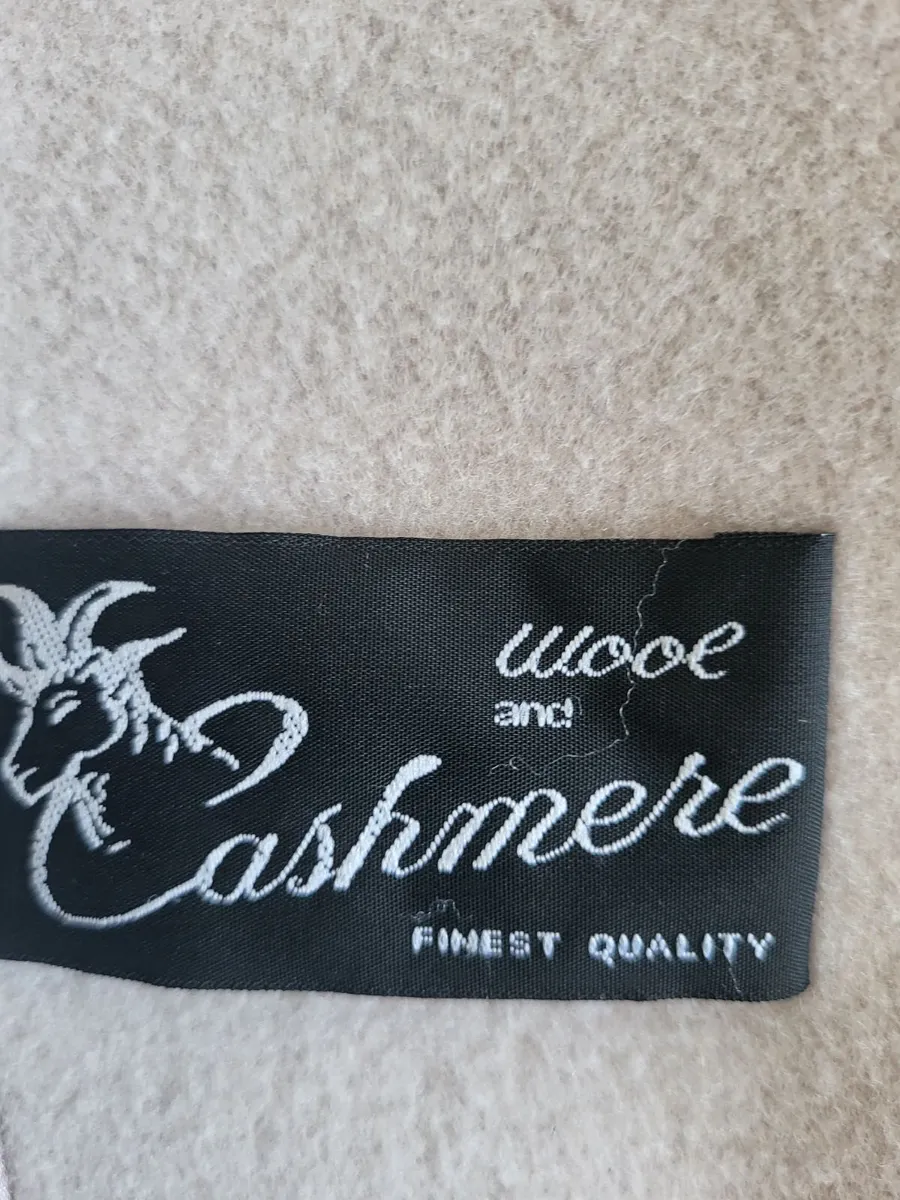 Wool and Cashmere Coat - Image 2
