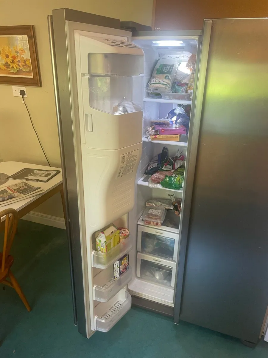 Samsung American-style Fridge Freezer - Image 3