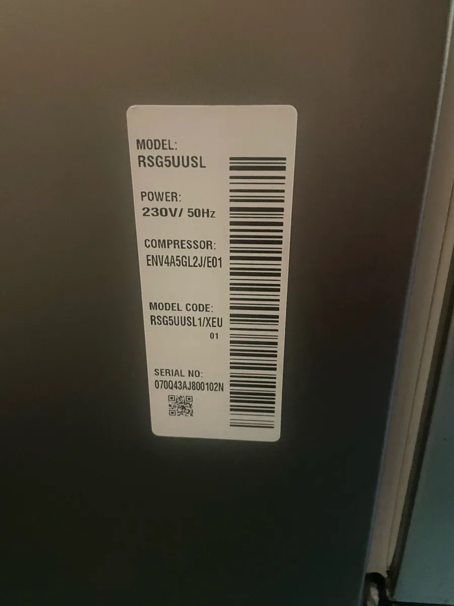 Samsung American-style Fridge Freezer - Image 4