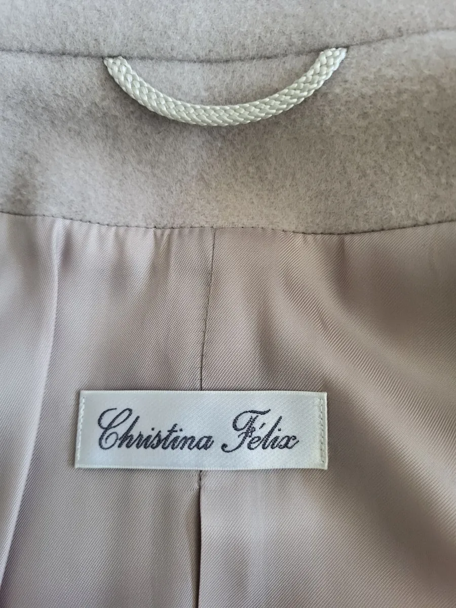 Wool and Cashmere Coat - Image 3
