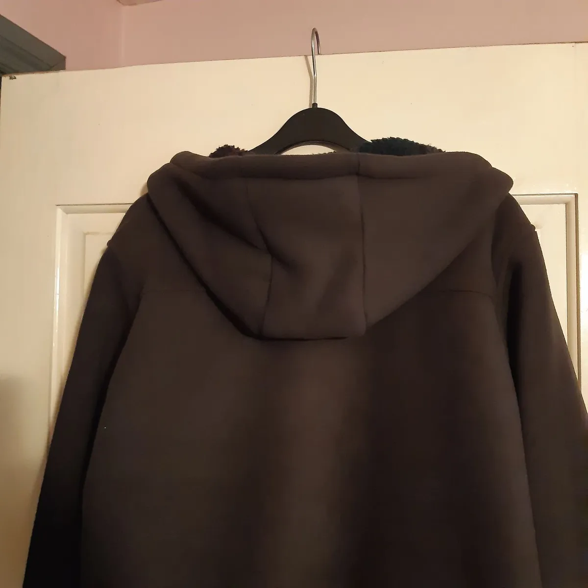 Cotton Traders Unisex Brown Fleece Jacket. - Image 3