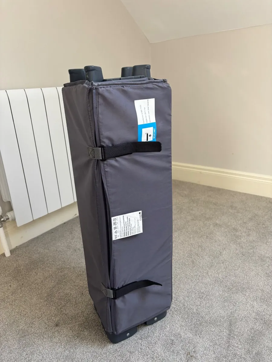 Carry cot - Image 3