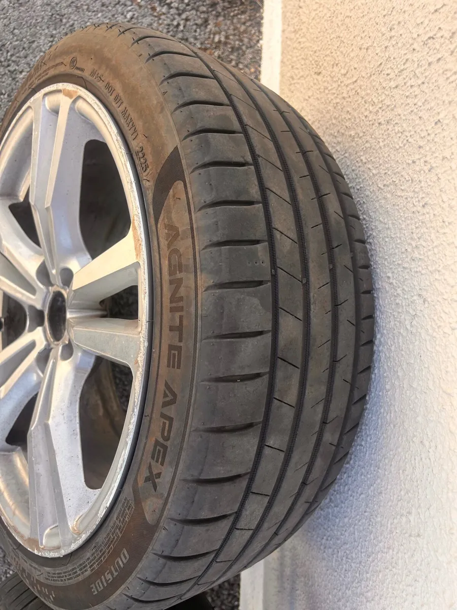 Alloy wheels and tyres Audi A3 - Image 2