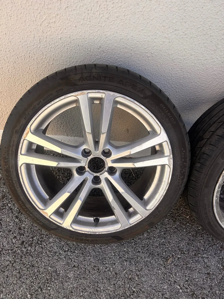 Alloy wheels and tyres Audi A3 - Image 1