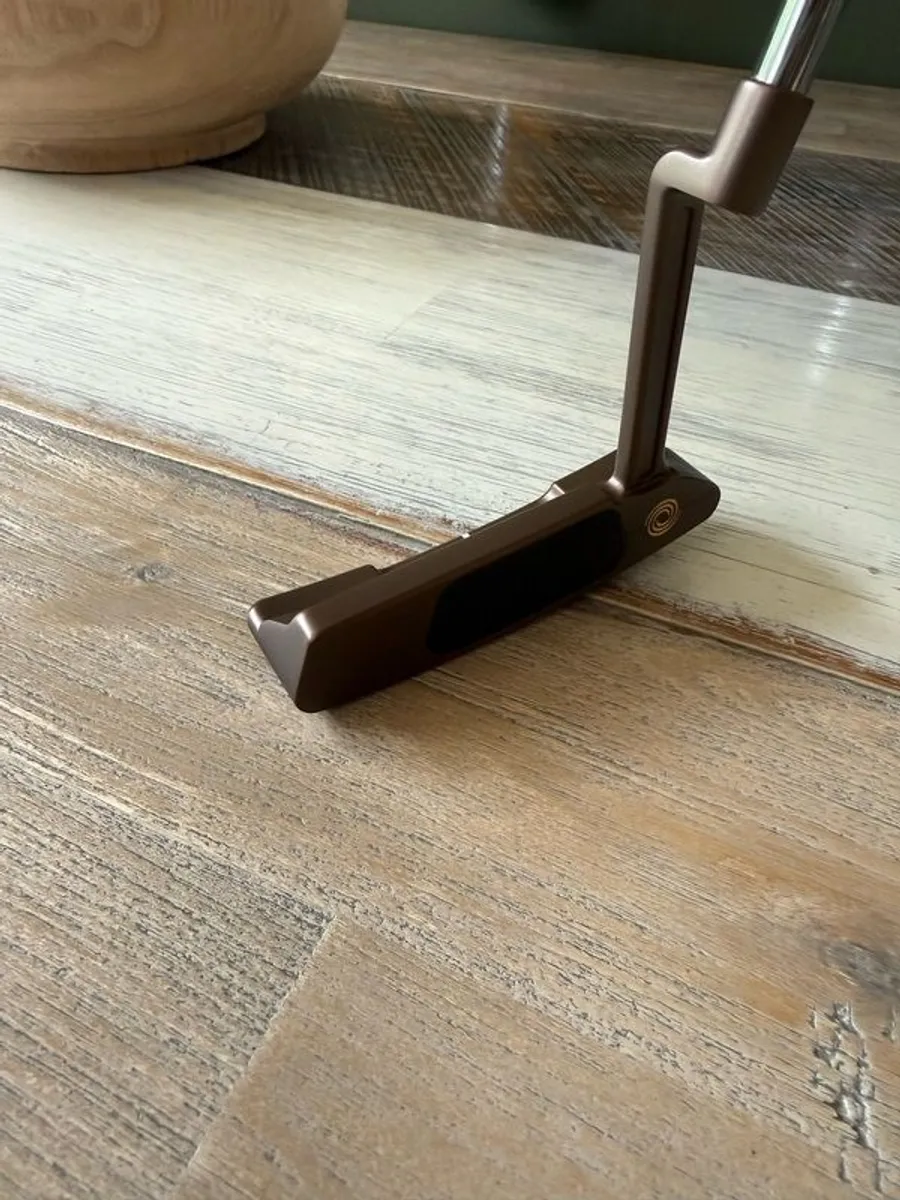 Extremely Rare - Odyssey AI Giraffe Beam Putter - Image 2