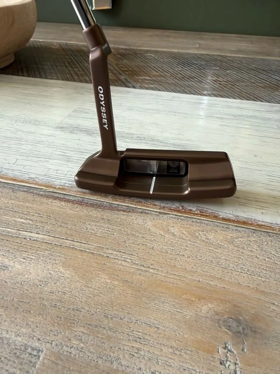 Extremely Rare - Odyssey AI Giraffe Beam Putter - Image 3