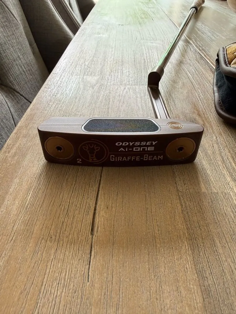 Extremely Rare - Odyssey AI Giraffe Beam Putter - Image 4