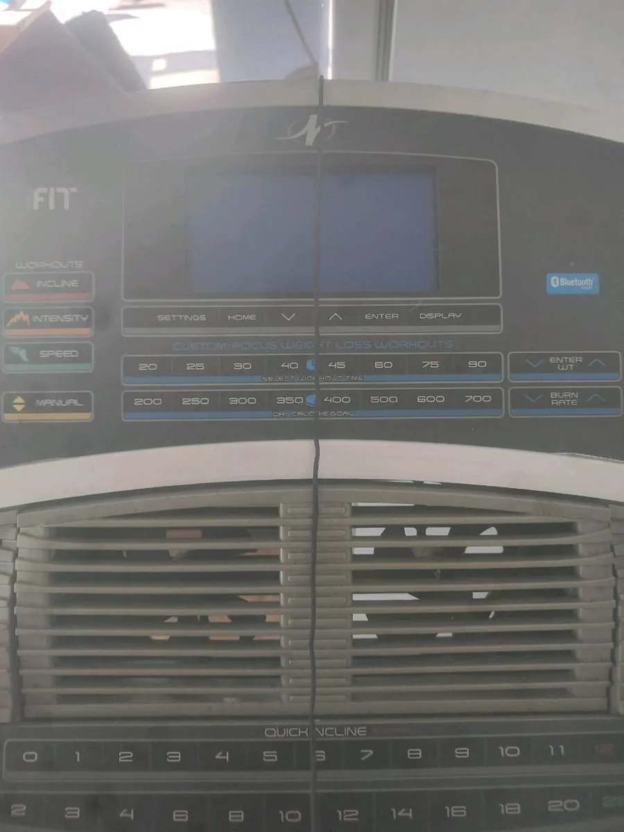 NordicTrack T 10.0 Treadmill – 3.0 CHP - Image 4