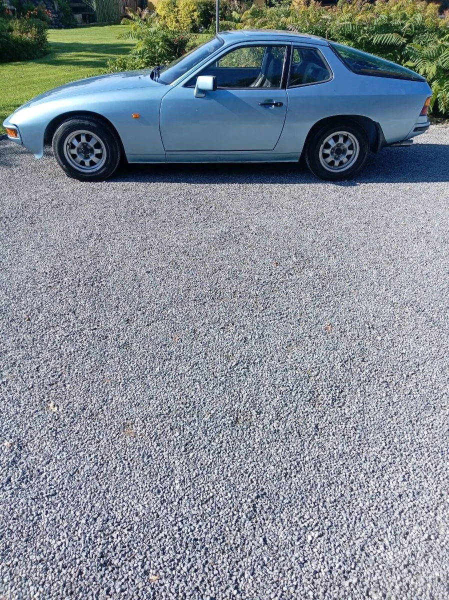 Porsche 924 - Image 2