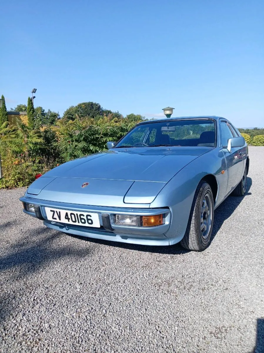 Porsche 924 - Image 1