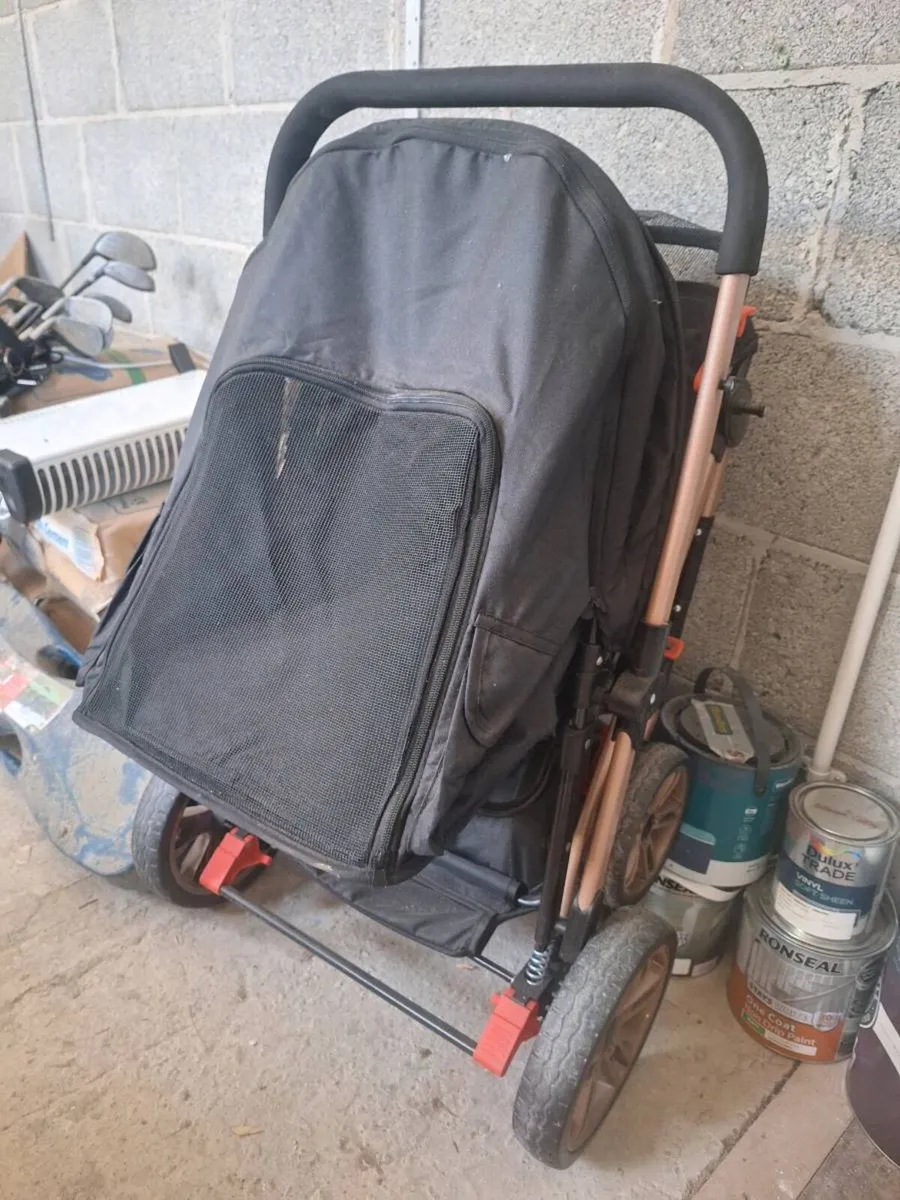Dog pram - Image 1