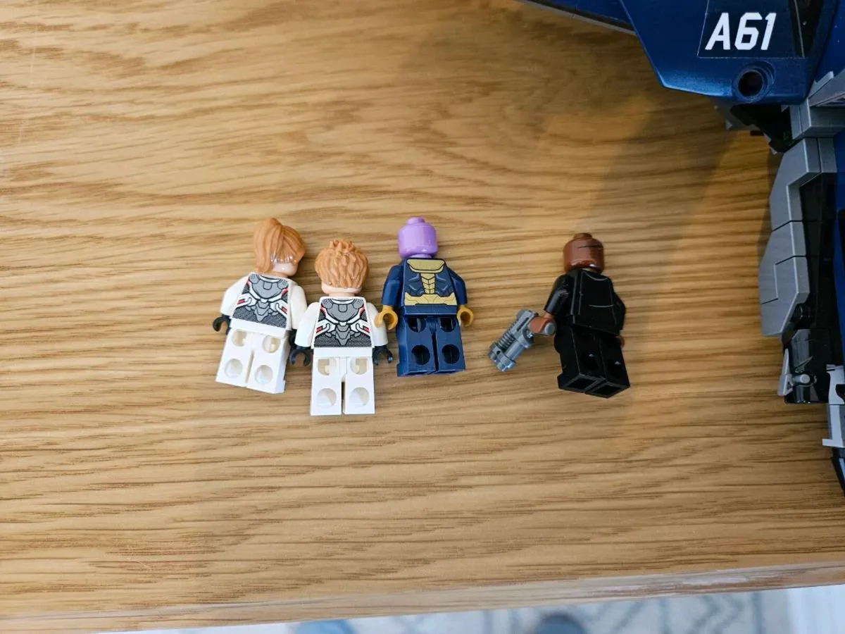 76126 LEGO Avengers Ultimate Quinjet - Image 3