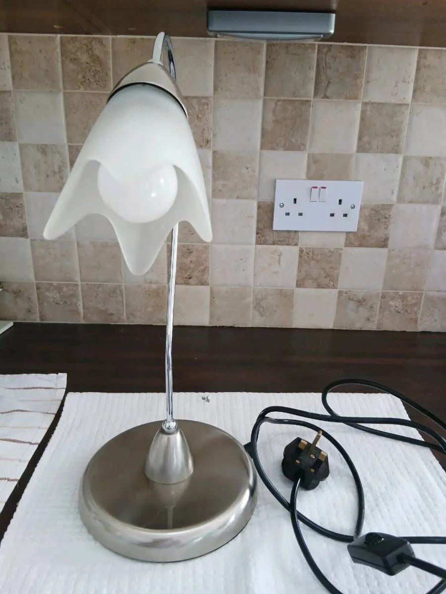 TABLE LAMP ELECTRIC - Image 2