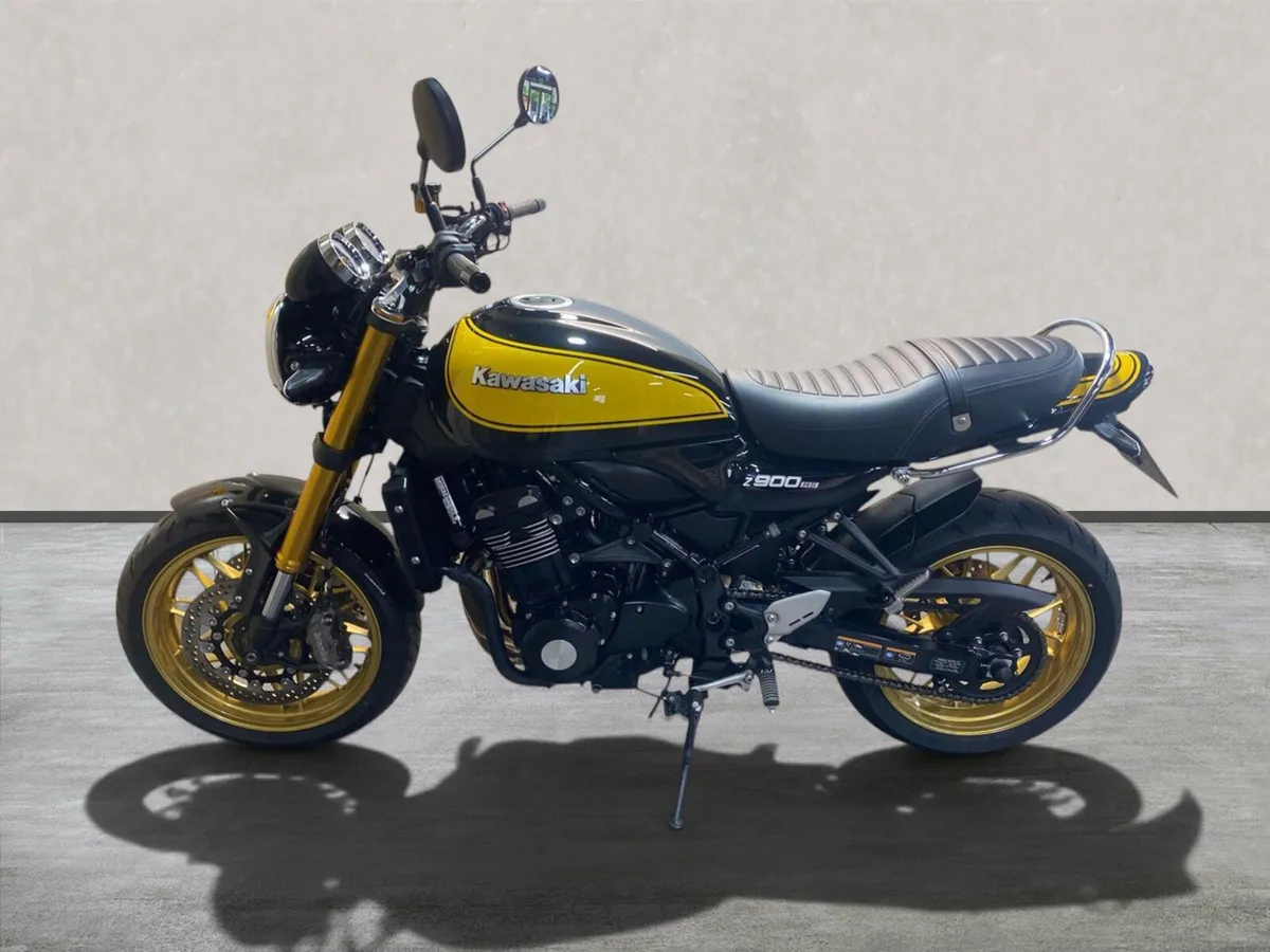 Kawasaki Z900 RS SE with Extras, NI Registered - Image 2