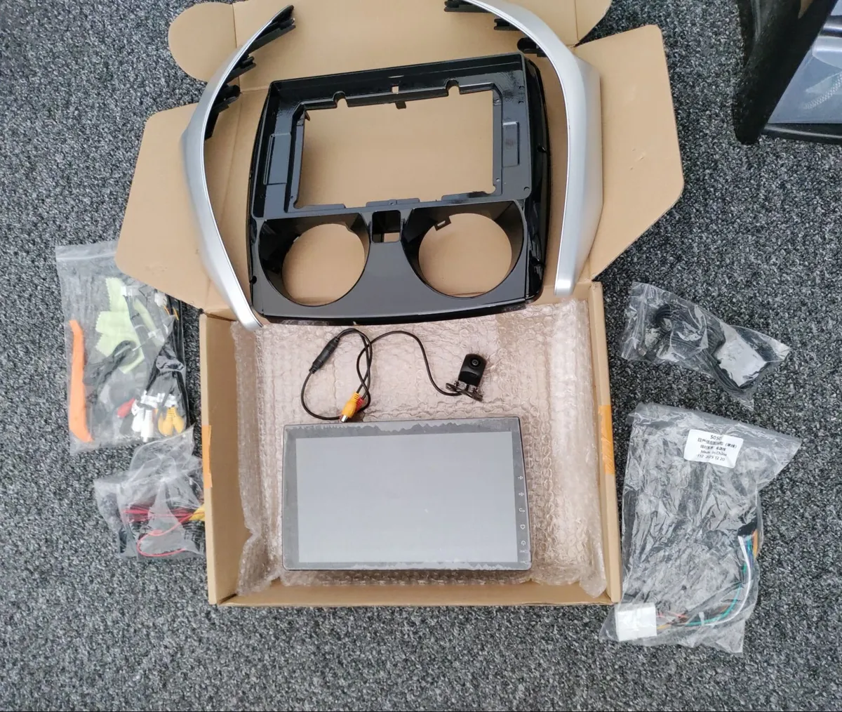car parking sensor+car camera+car monitor kit - Image 2
