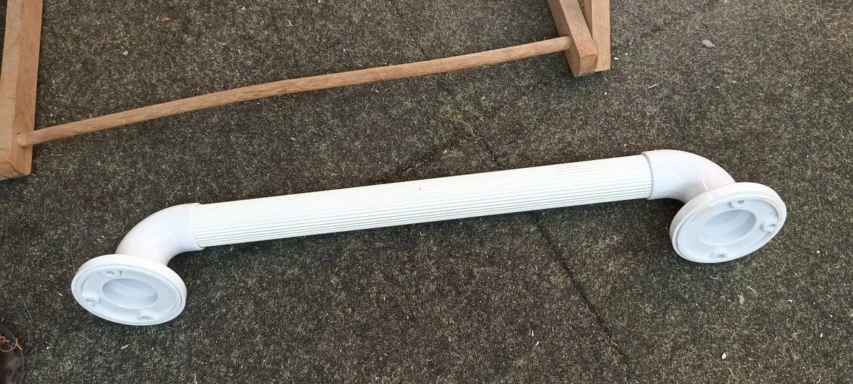 Disability Grip Rail - Image 3