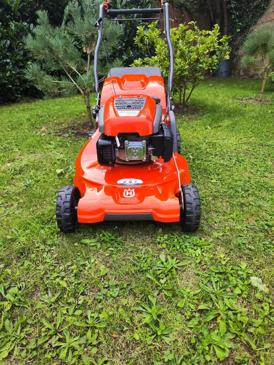 Husqvarna L253S 23 inch - Image 1