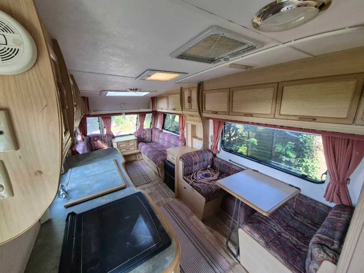 Abbey Spectrum 418 4 berth - Image 4