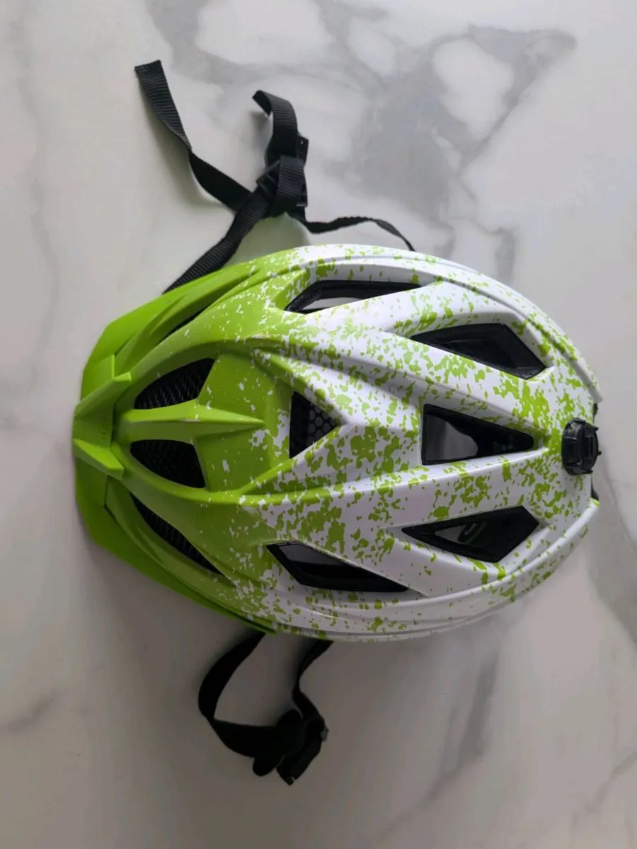 KED kids cycling helmet 53-58cm - Image 1