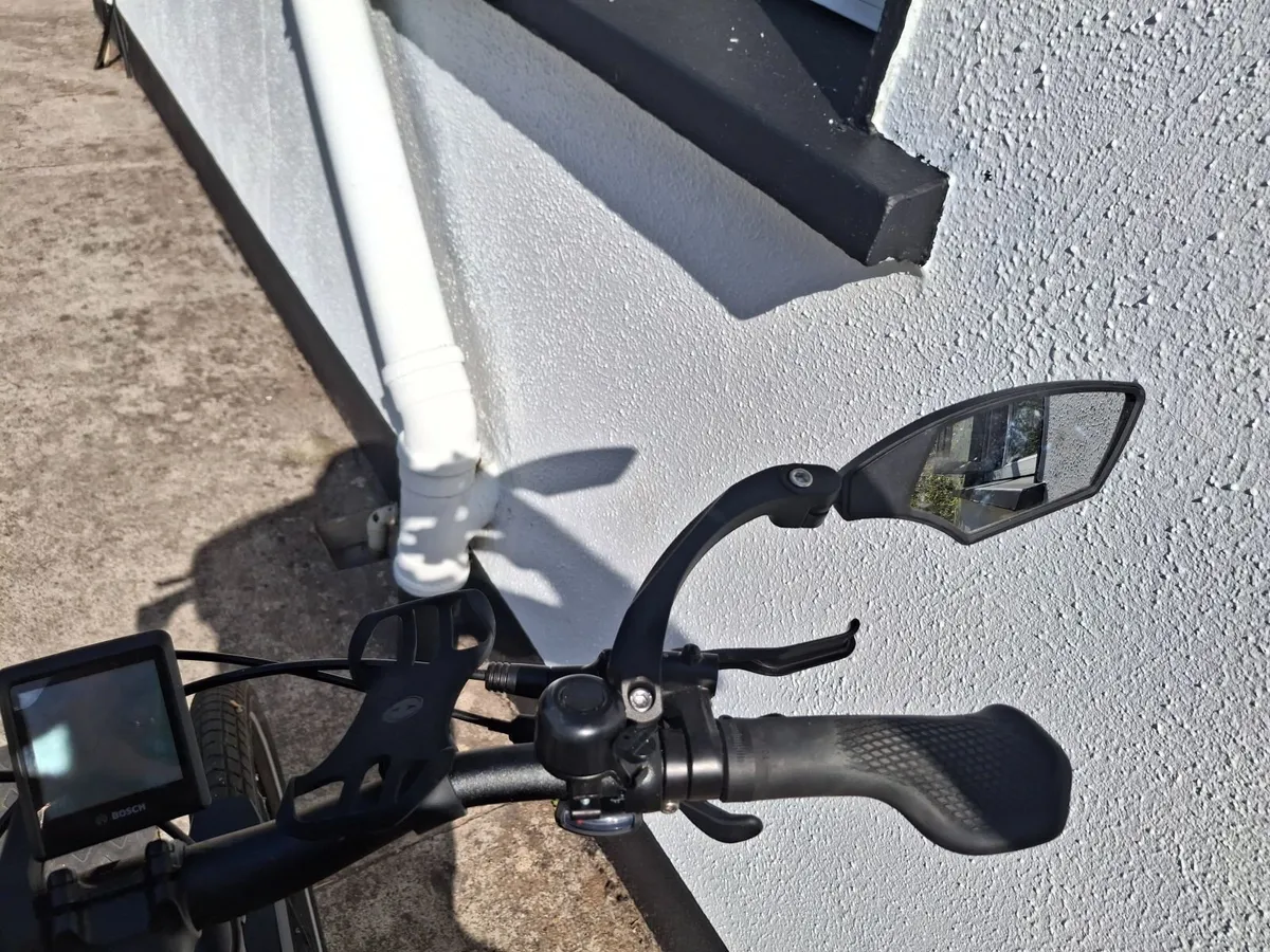 Cube electric touring bike - Image 4