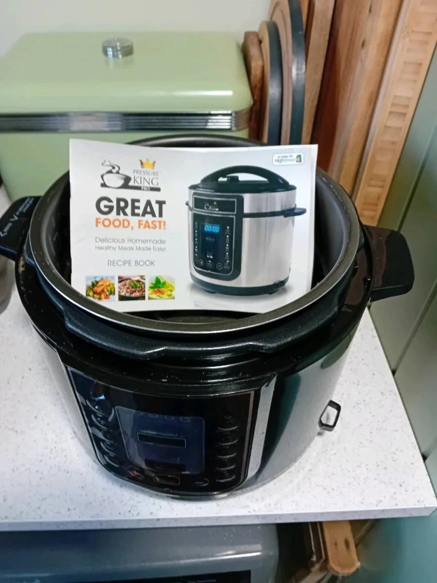 Pressure king pro digital 3L cooker - Image 2