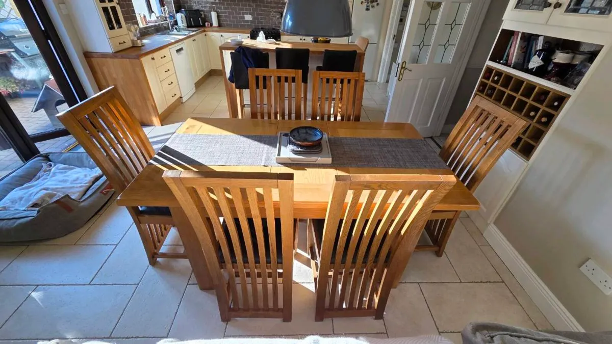Dining table and chairs - Image 2