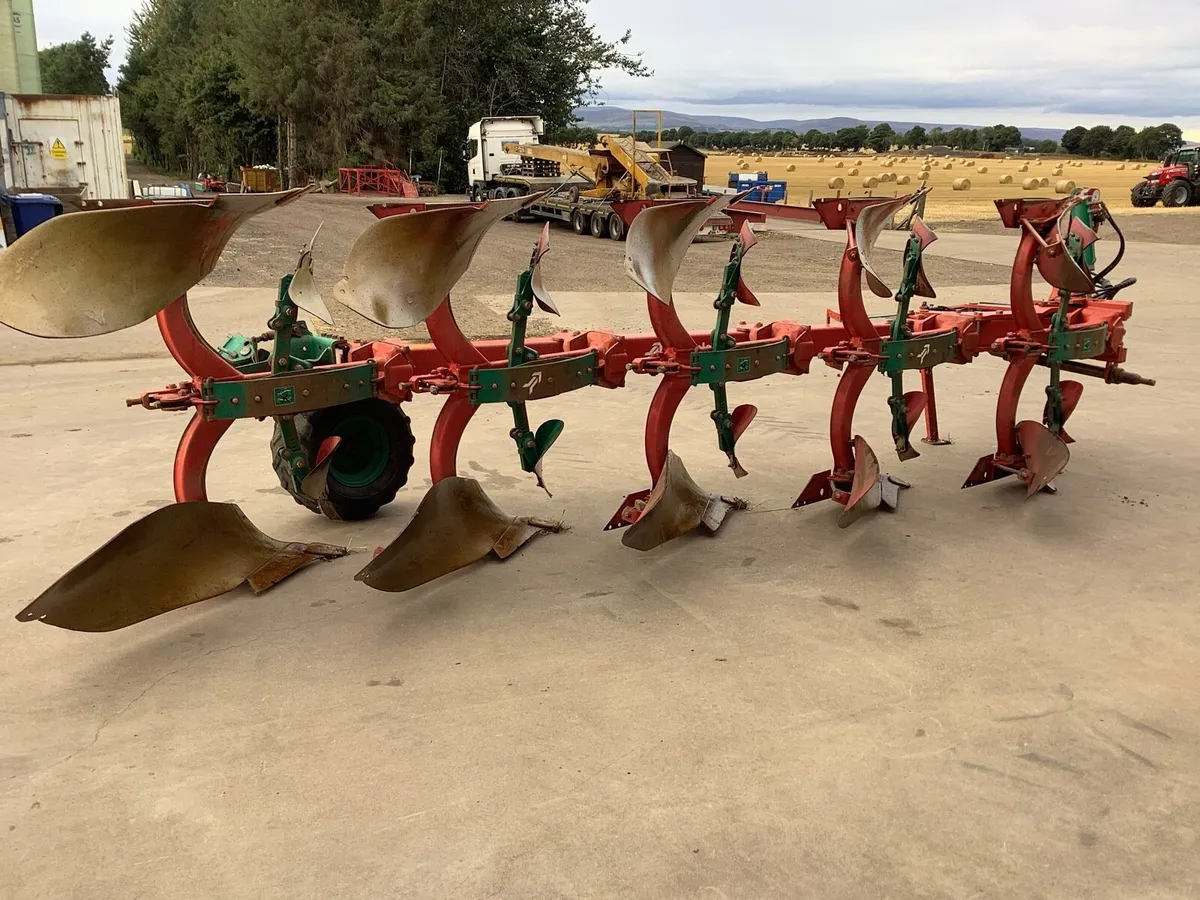 Kverneland Plough - Image 2