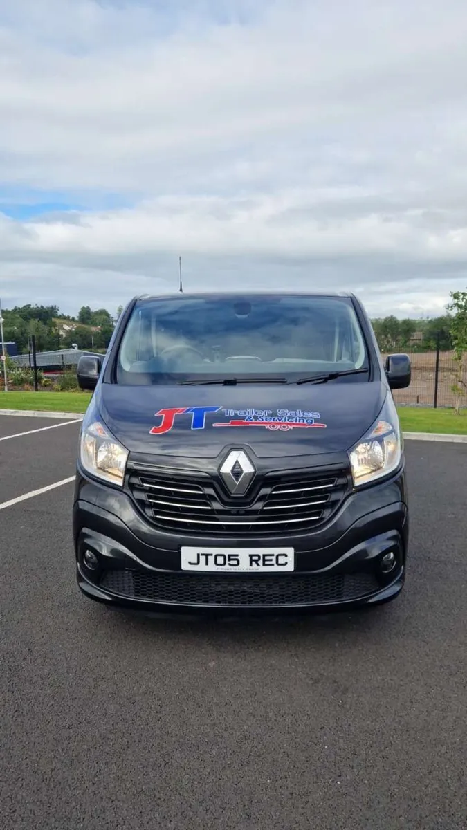 Renault traffic crewcab - Image 2