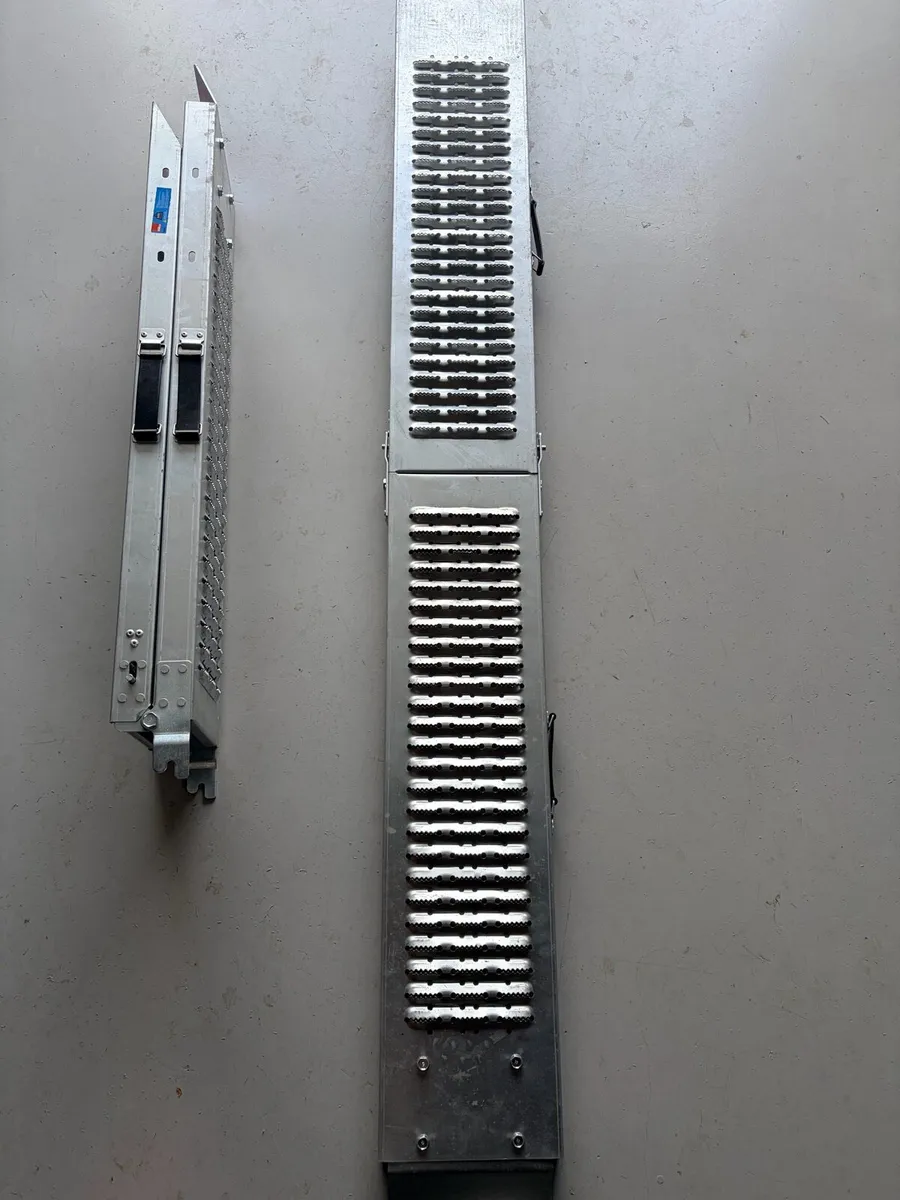 New Galvanised folding  ramps - Image 4