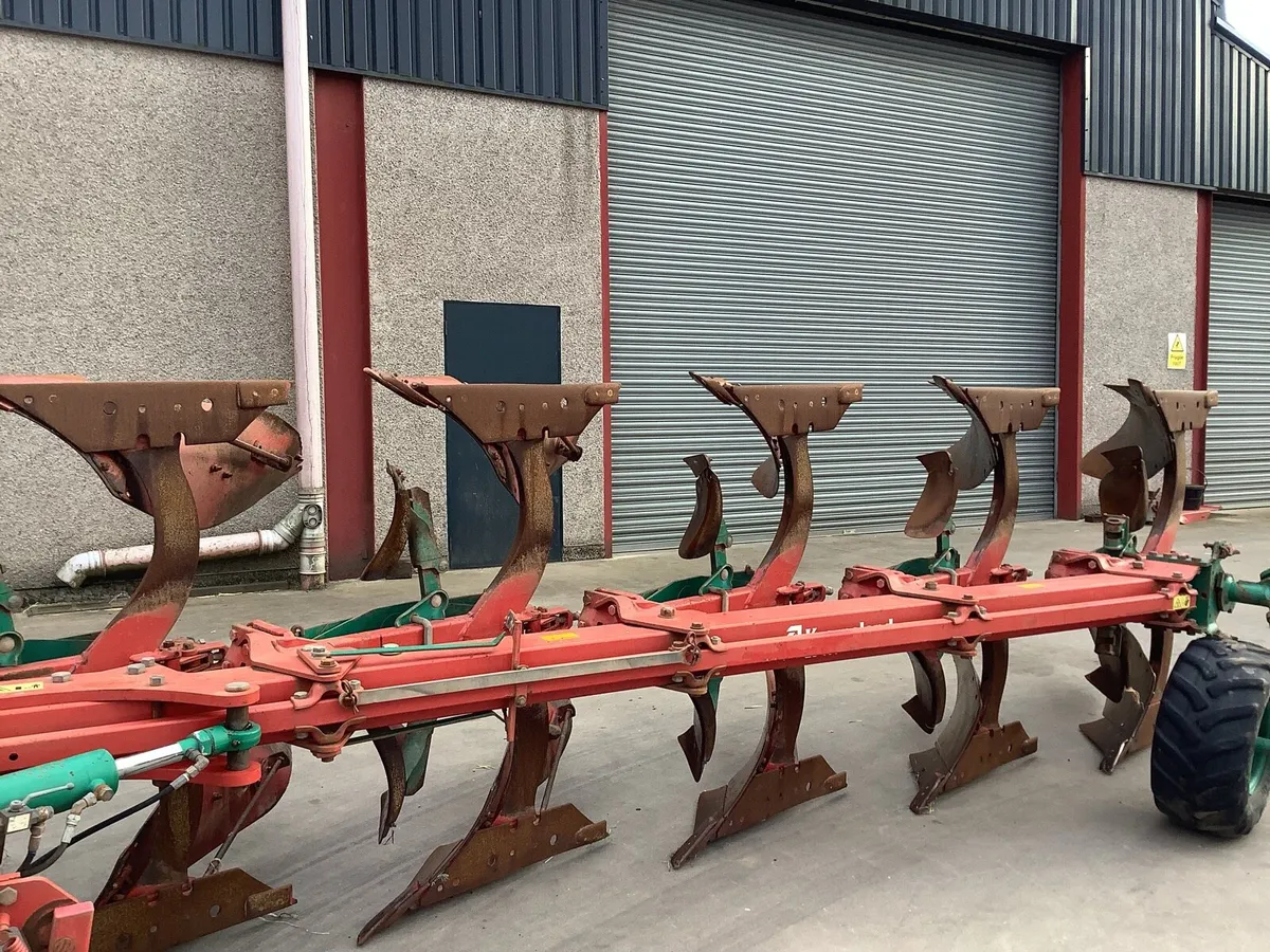 Kverneland Plough - Image 2