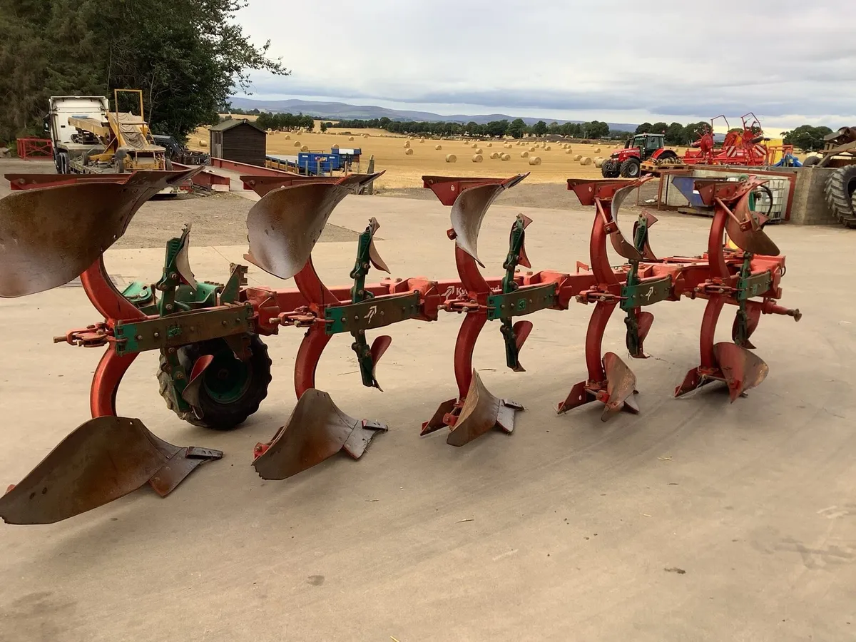 Kverneland Plough - Image 3