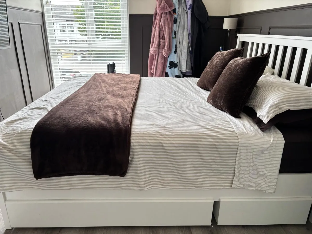 Super king bed frame - Image 4