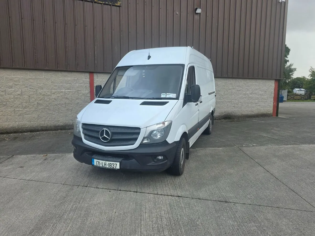 Mercedes-Benz Sprinter 2017 - Image 2