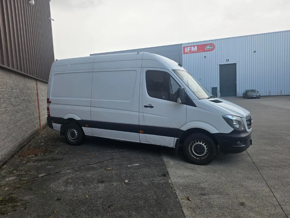 Mercedes-Benz Sprinter 2017 - Image 1
