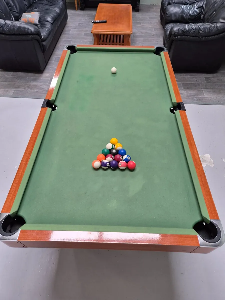 Pool Table - easy to transport - Image 1