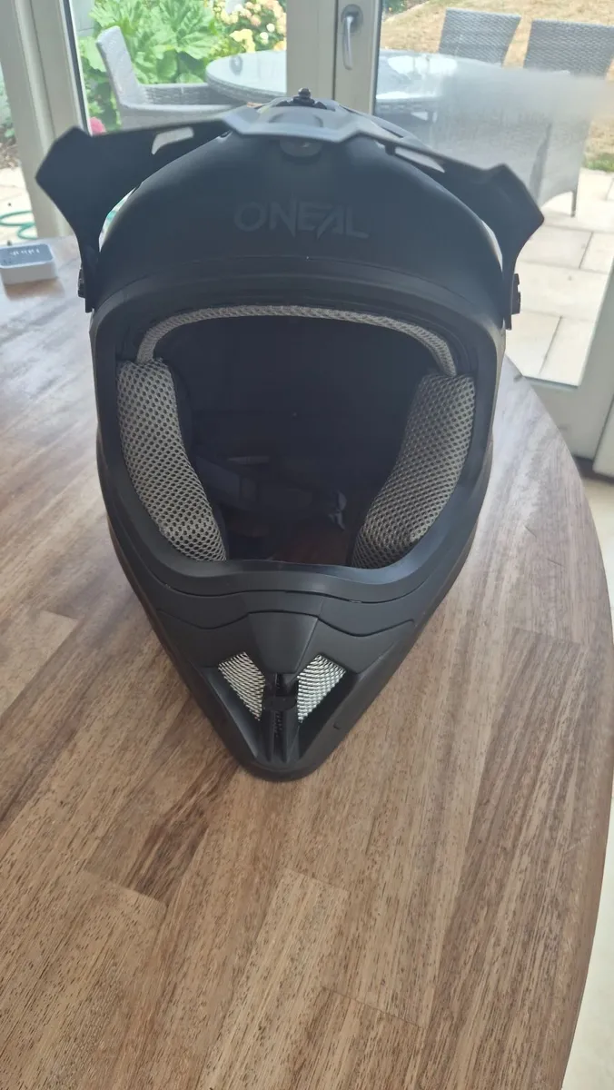 O'Neal Sonus Downhill MTB Helmet - XS - Excellent - Image 3