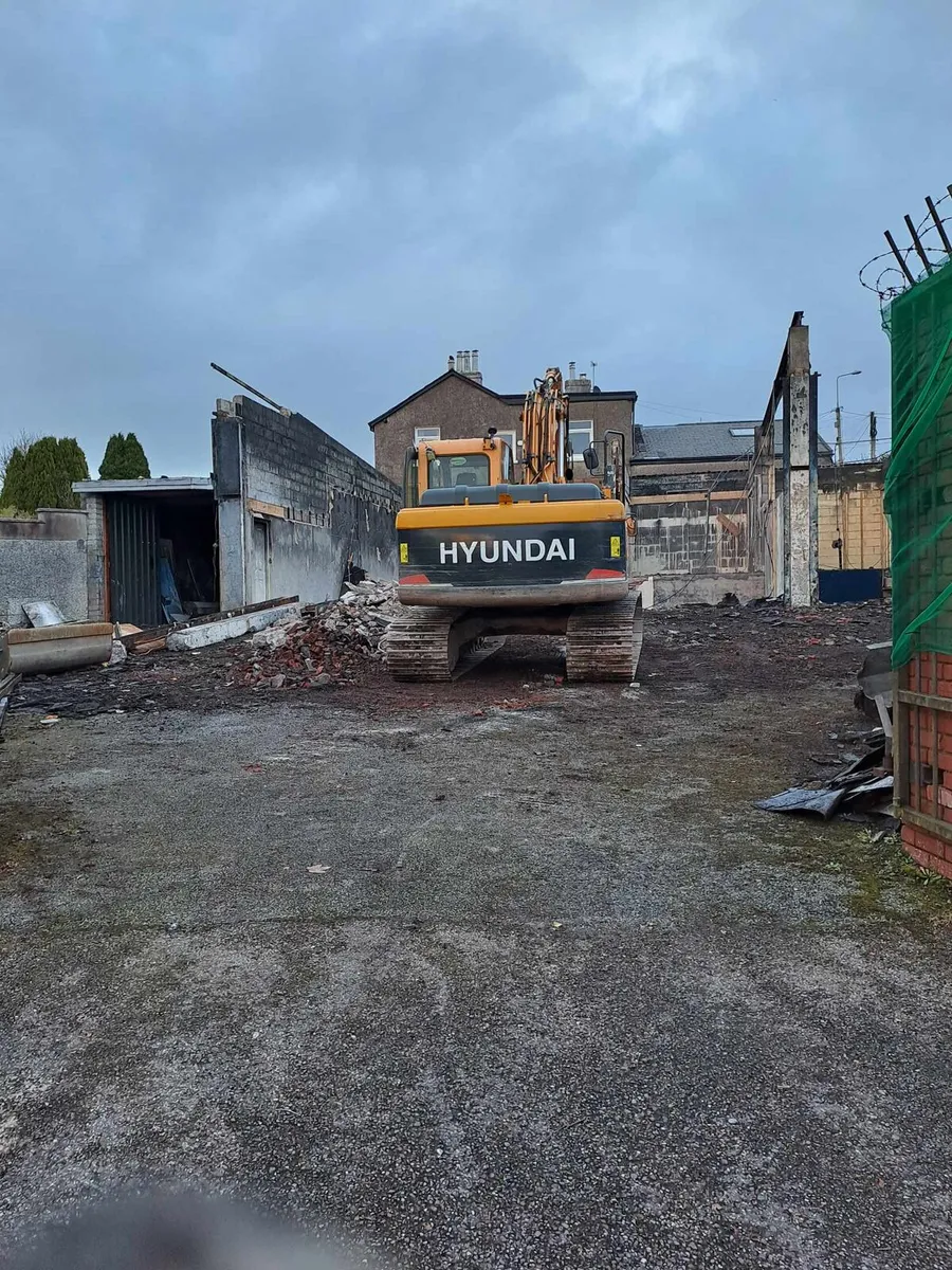Diggers with drivers all work carried out - Image 2