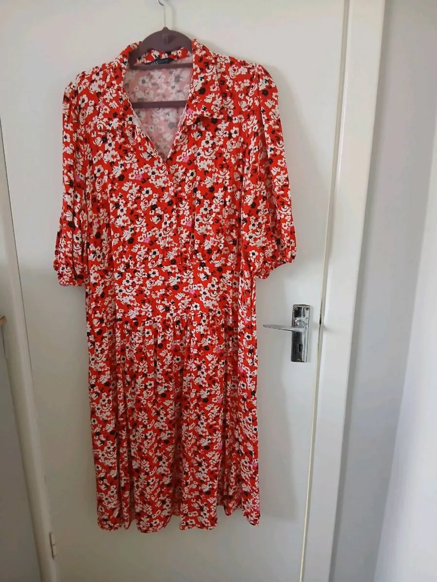 Dresses size 18/20 - Image 1