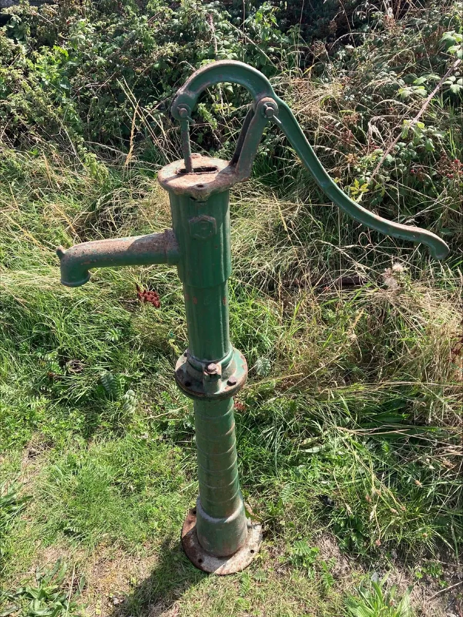 Vintage Cast Iron Village Water Pump - Image 4
