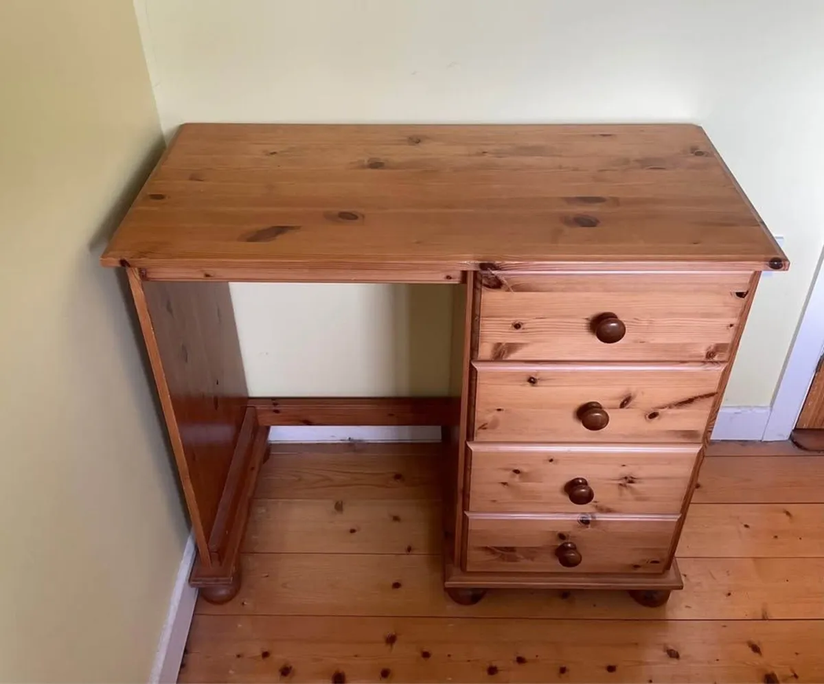 Wooden Dressing Table With Matching Arched Mirror - Image 3