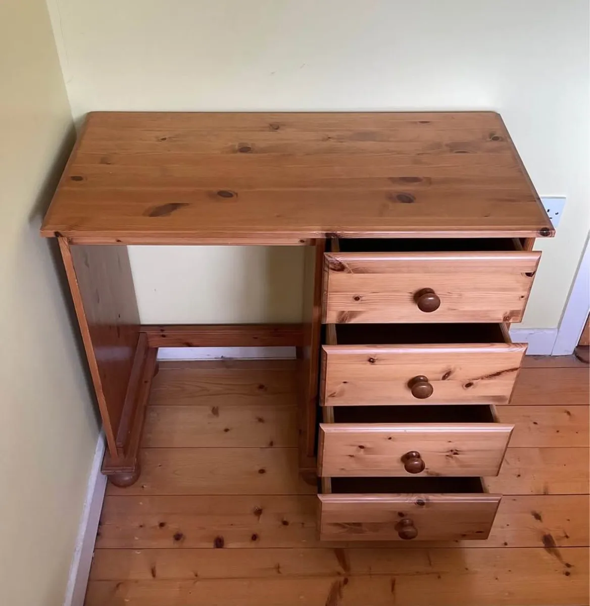 Wooden Dressing Table With Matching Arched Mirror - Image 4