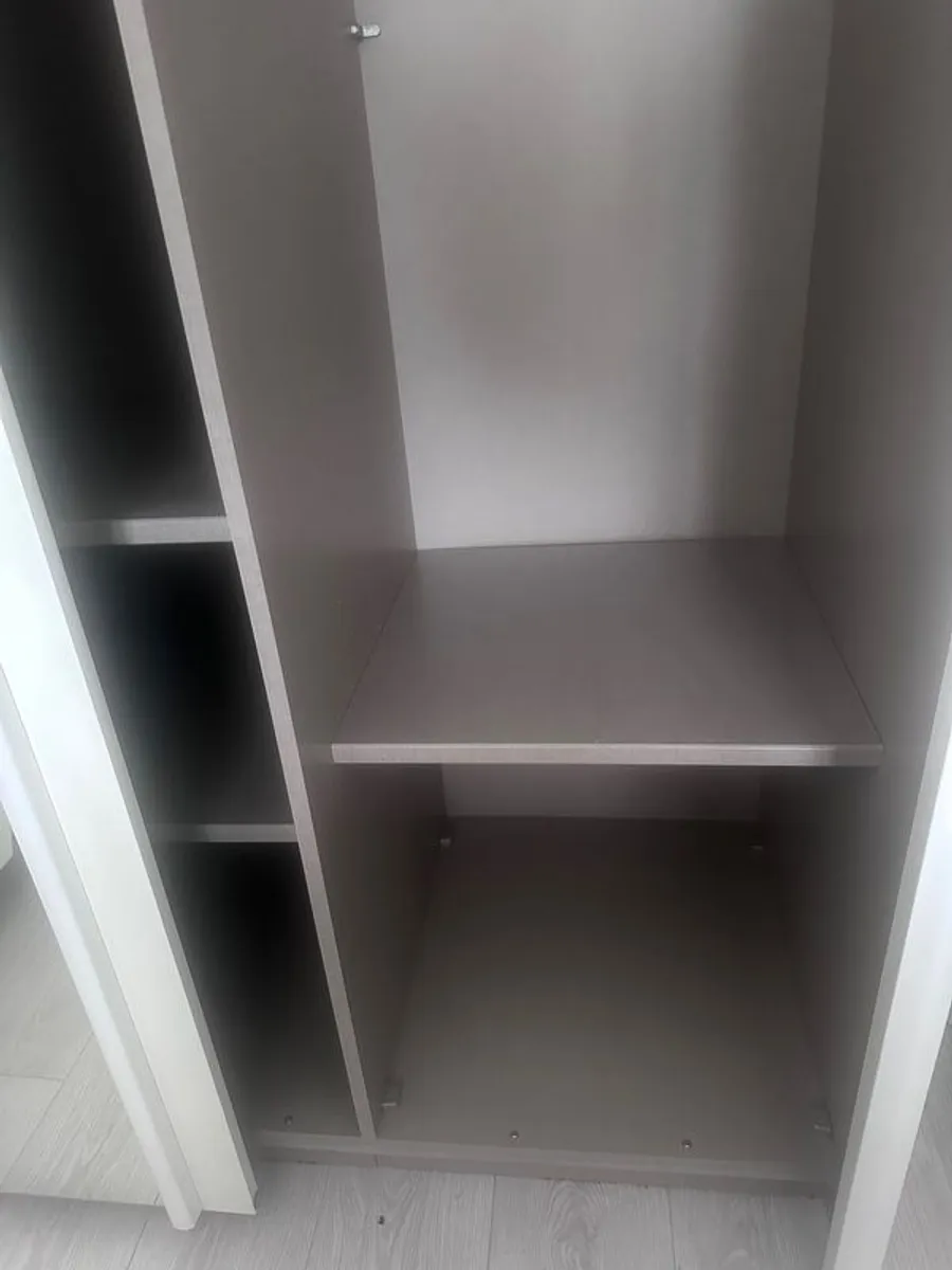 wardrobe white 150x210x65 - Image 3